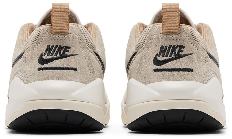 Wmns Air Jordan CMFT Era Light Orewood Brown