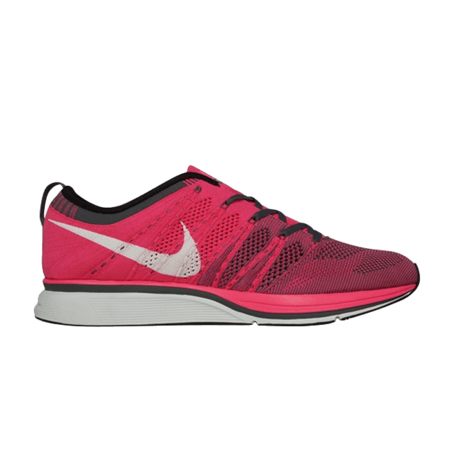 pink flyknit trainers