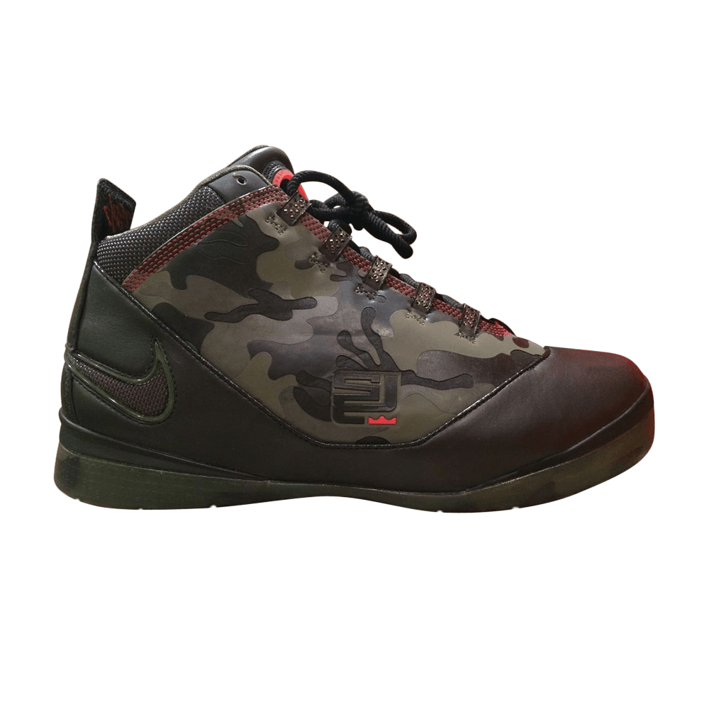 Buy Lebron Zoom Soldier 2 Shoes New Releases Iconic Styles GOAT