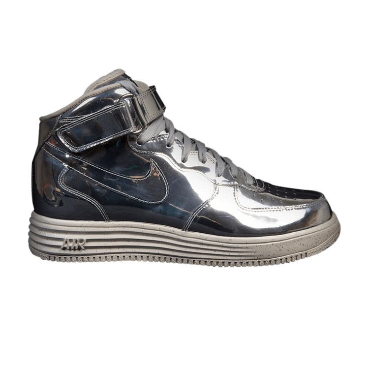 Nike liquid silver online