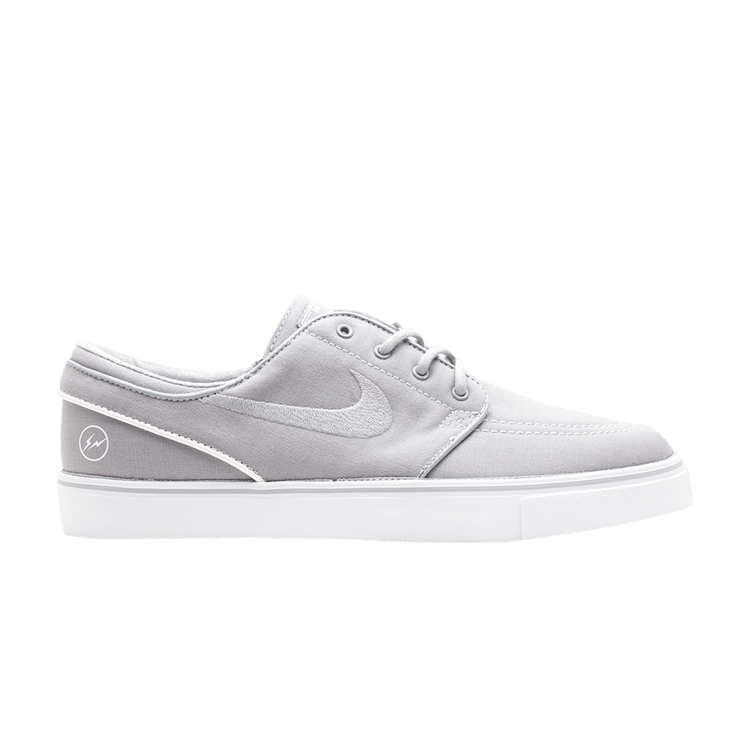Size 6.0 Fragment Design x Stefan Janoski Wolf Grey