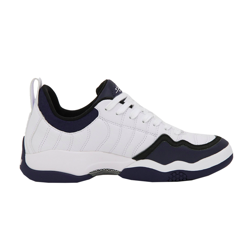 Pre-owned Nike Air Oscillate Qs 2015 In White