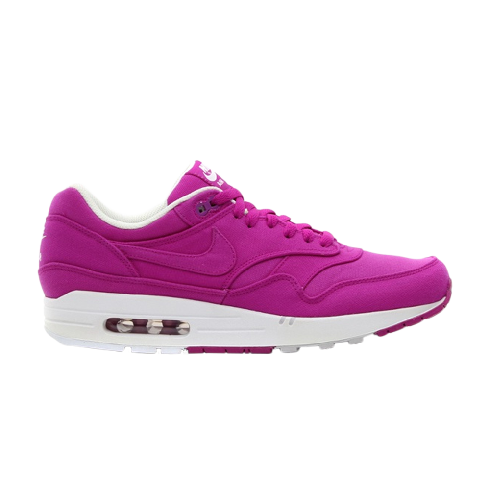 magenta air max