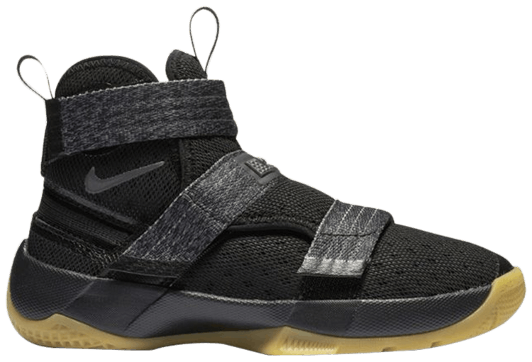 lebron soldier 10 flyease