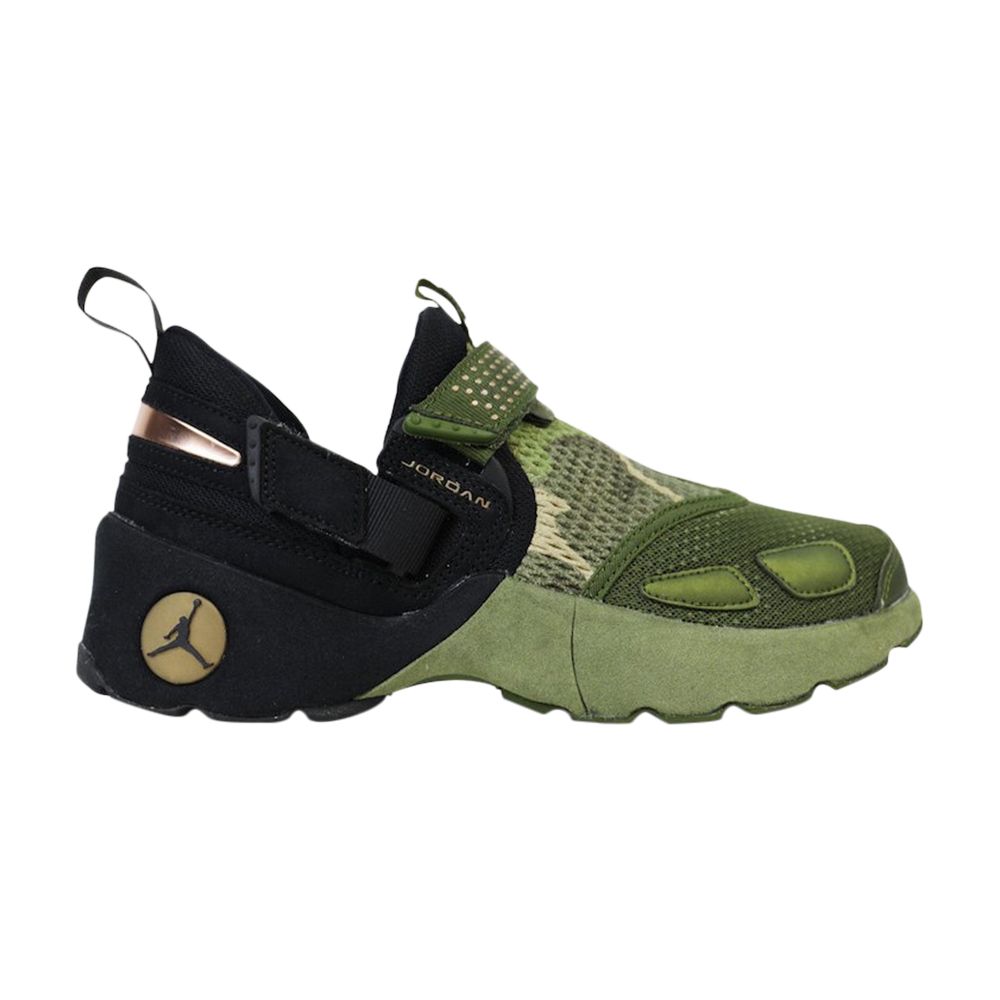 Pre-owned Air Jordan Jordan Trunner Lx Gs 'camo' | Green | Kid's Size 6.5