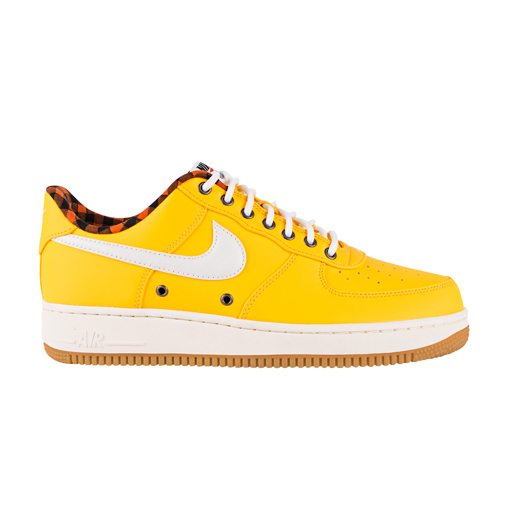 Pre-owned Nike Air Force 1 Low '07 Lv8 'varsity Maize' In Yellow