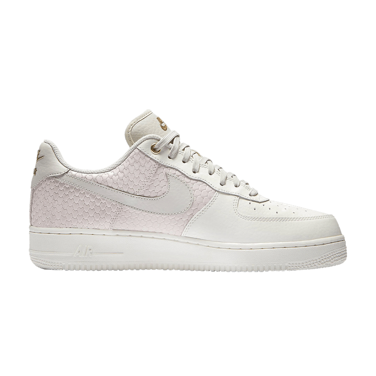 Nike air force 1 07 lv8 sail light bone clearance