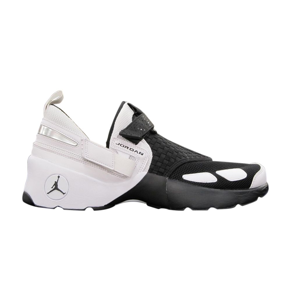 AIR JORDAN JORDAN TRUNNER LX 'BLACK'
