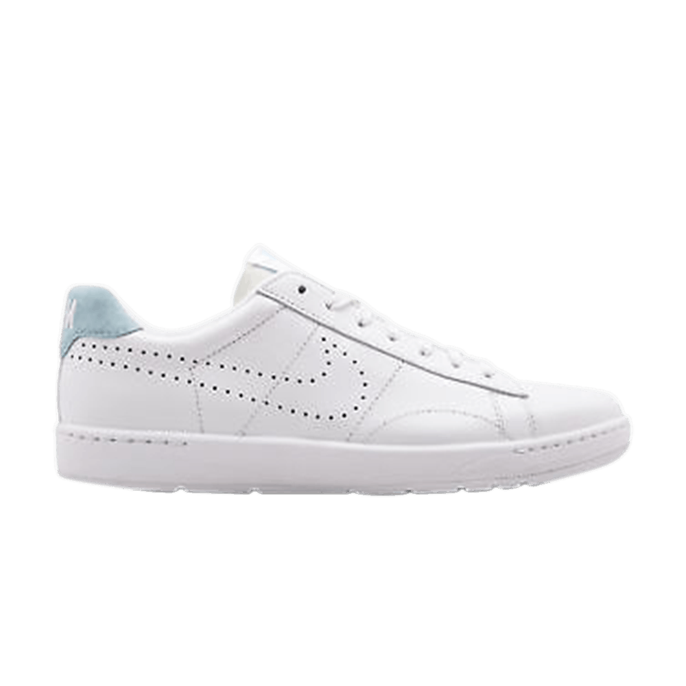 nike tennis classic ultra leather women's shoe