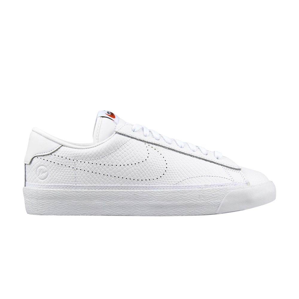 Wmns Zoom Tennis Classic AC 'Fragment' - 864295-111