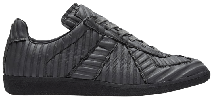 Buy Maison Margiela 22 Replica Low Top Sneaker 'Black 3D