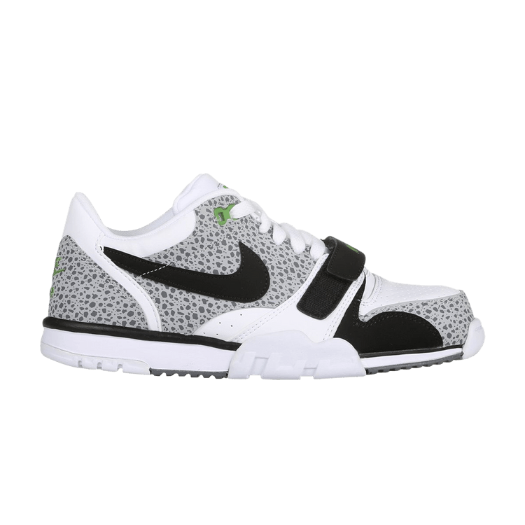 Nike air trainer 1 low st sales