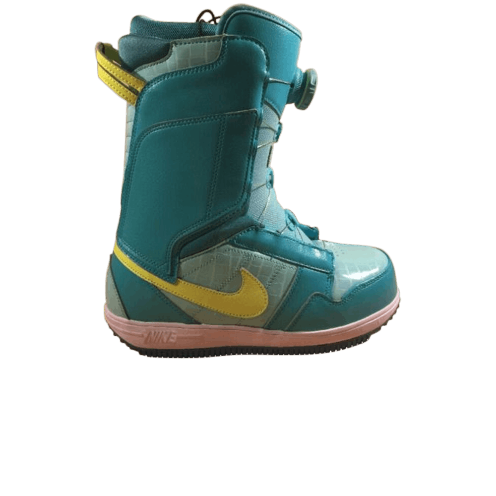 nike women snowboard boots