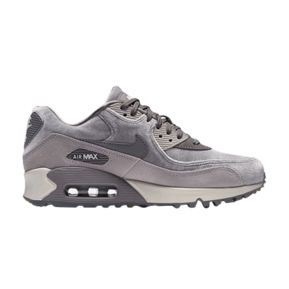 Wmns Air Max 90 Deluxe 'Gunsmoke' | GOAT