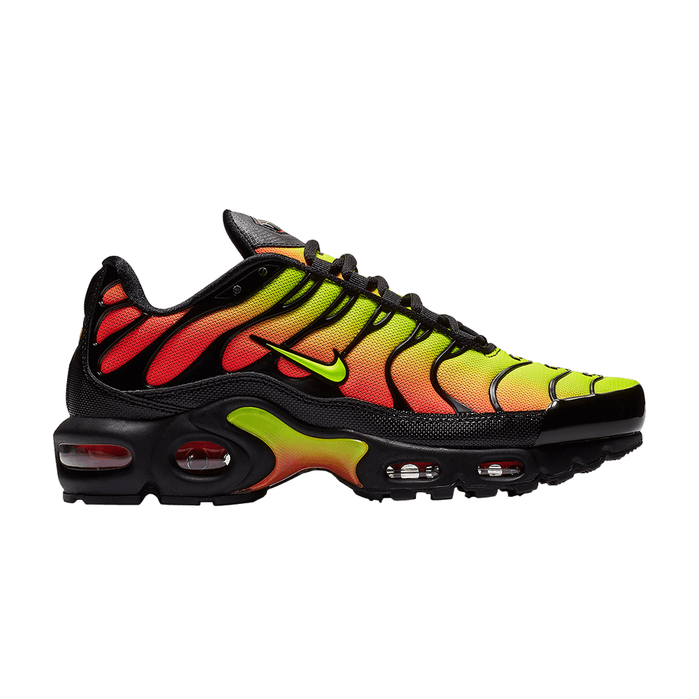 Nike air max plus black volt solar red clearance
