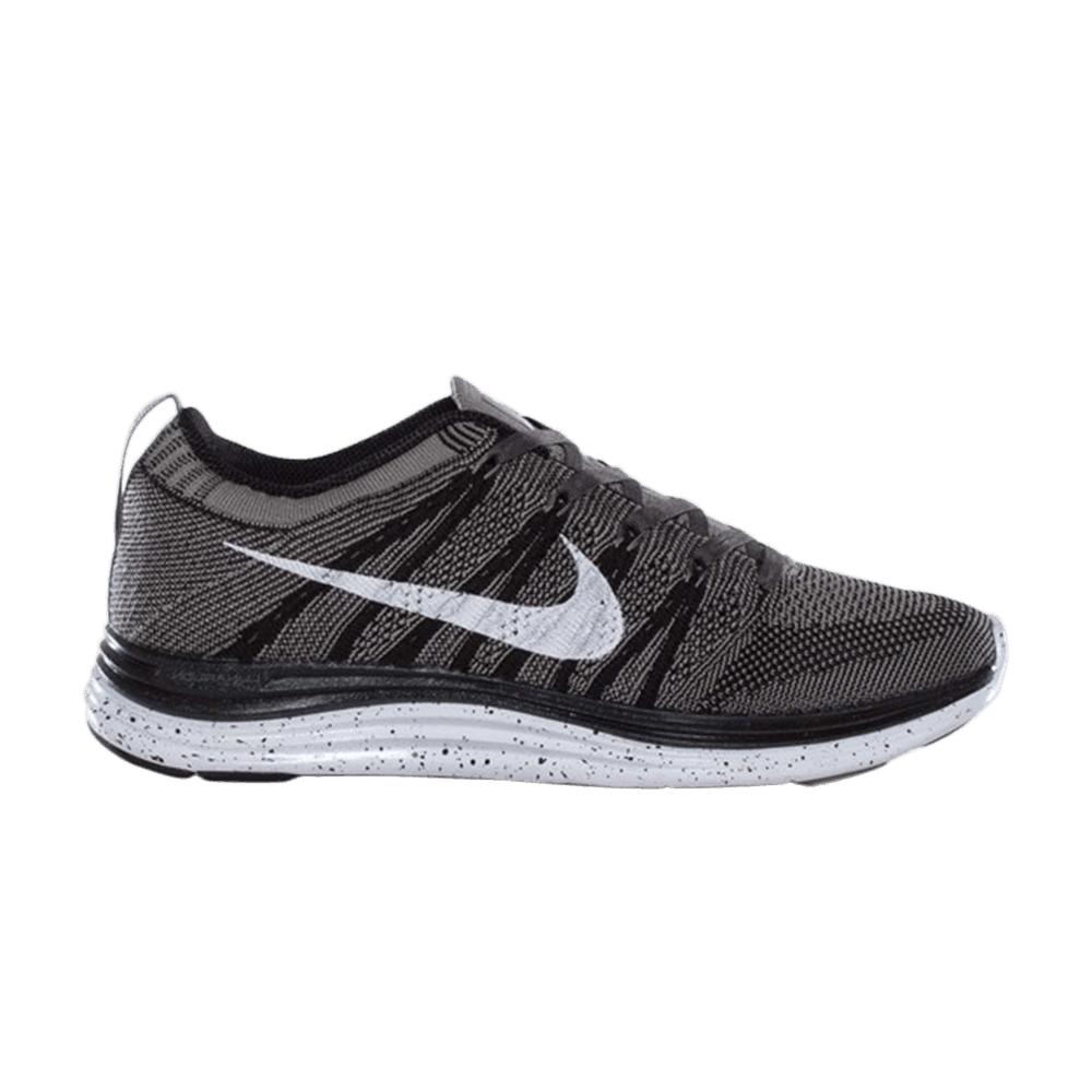 nike flyknit lunar 1 sale