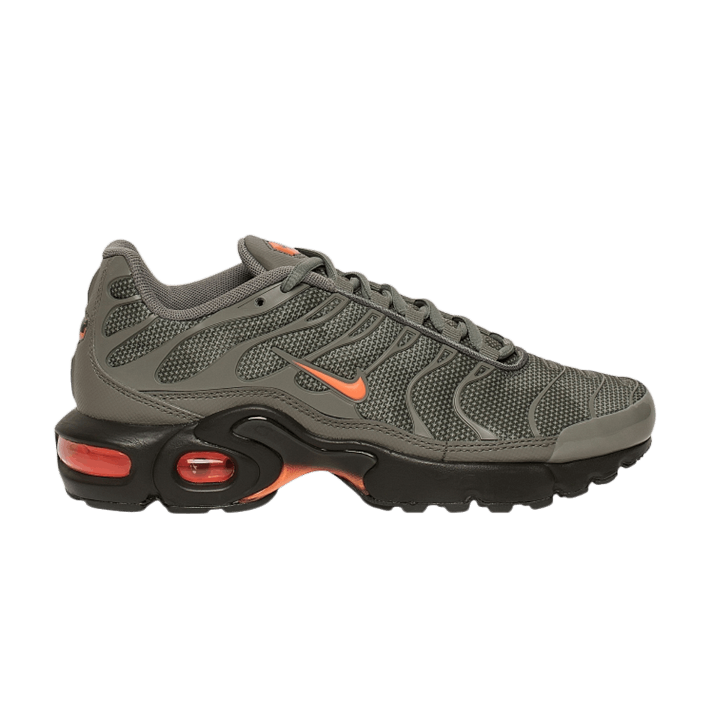 air max plus dark stucco