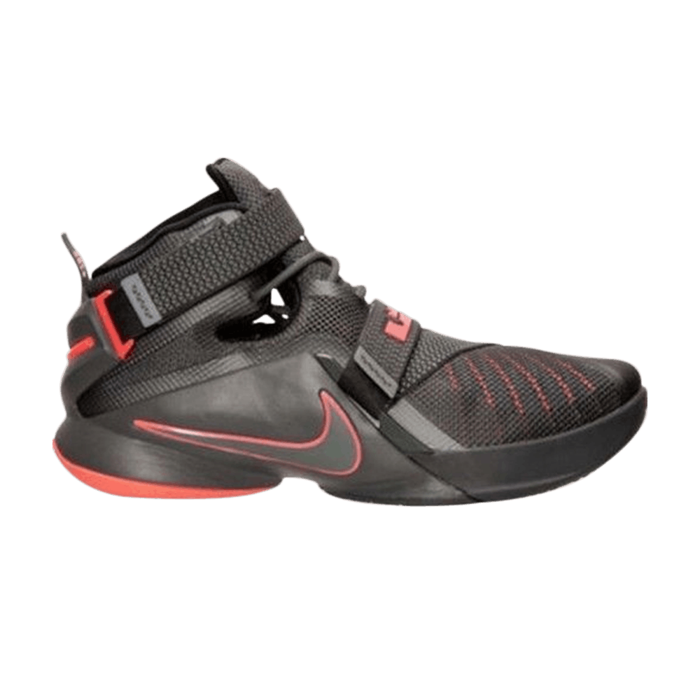 Nike Zoom Soldier 9 abrikoos deals