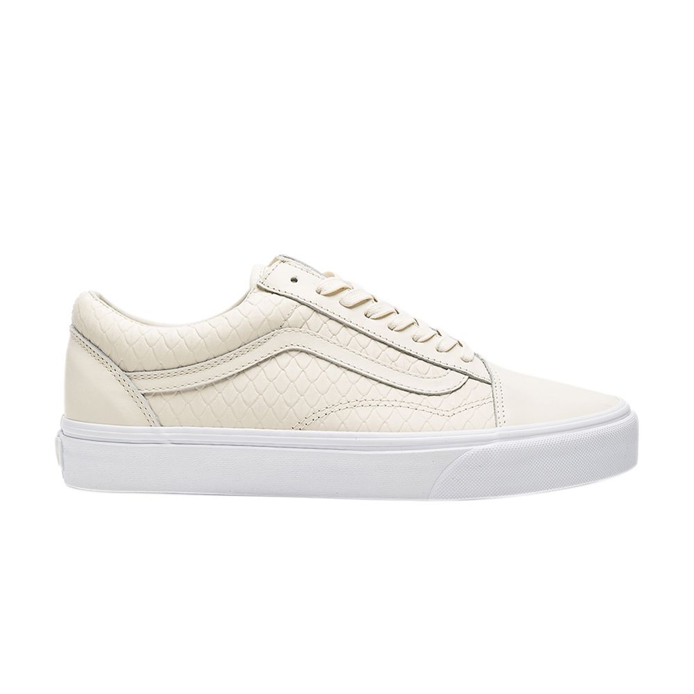 Click to view more detailed imagery on our partner's website Pre-owned Vans Old Skool Dx In White