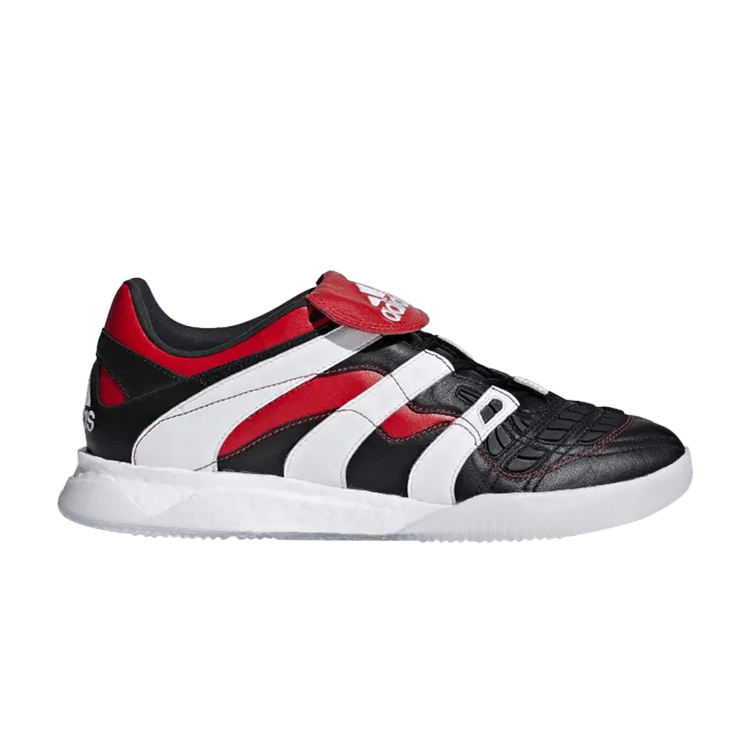 Size 10.5 Predator Accelerator Trainers Black White Red