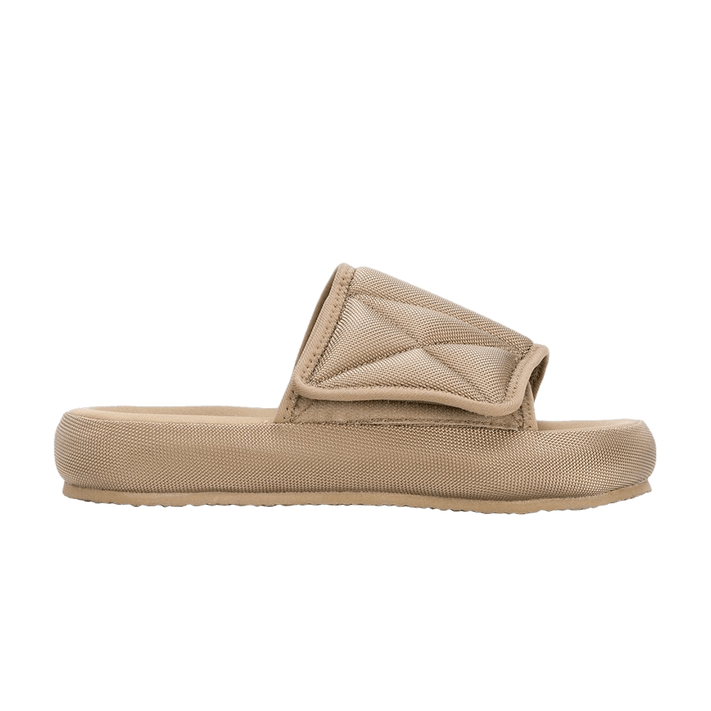 Yeezy Season 7 Fabric Slipper 'Sand' | GOAT
