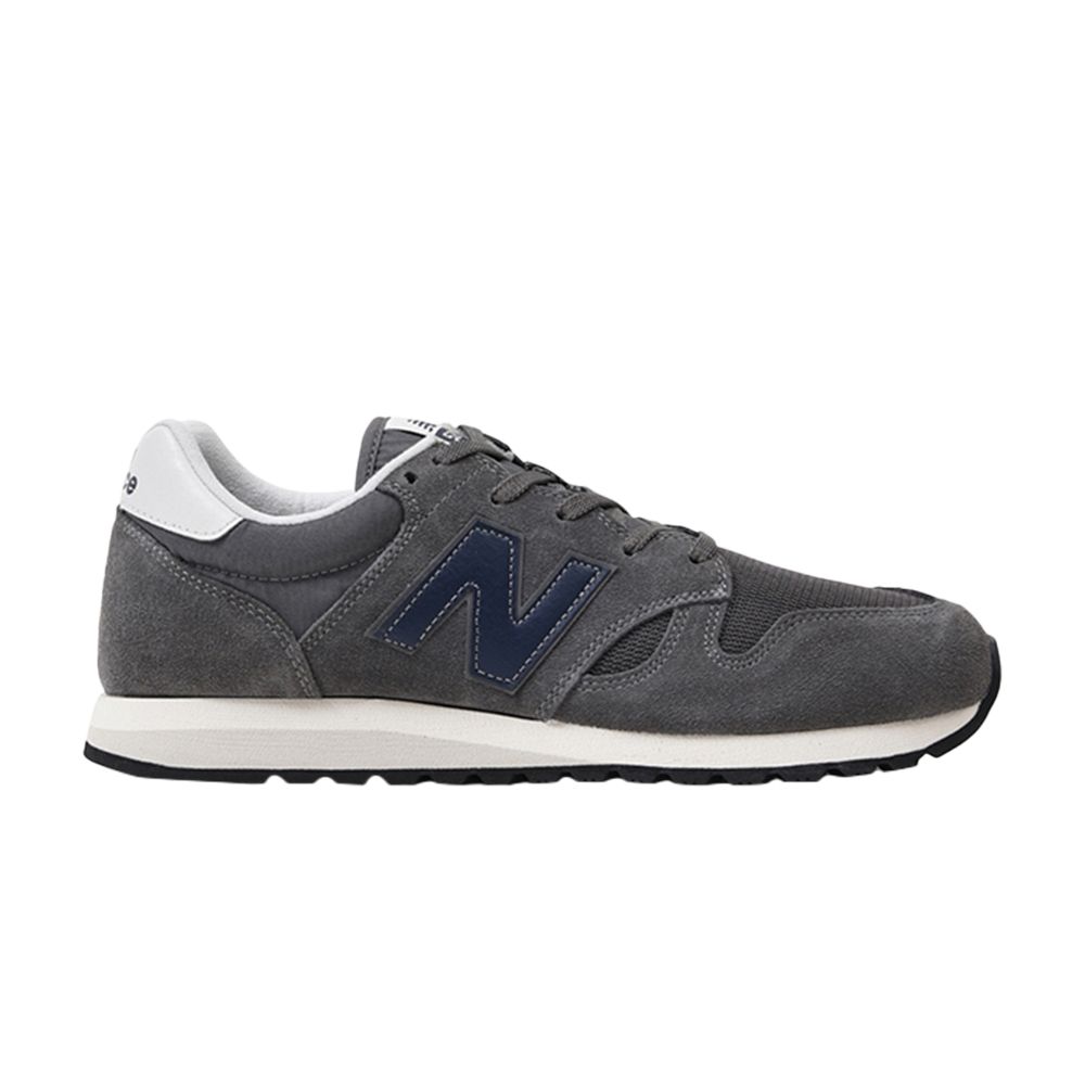 Pre-owned New Balance 520 'grey'