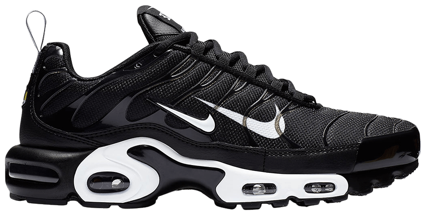 air max plus overbranding black