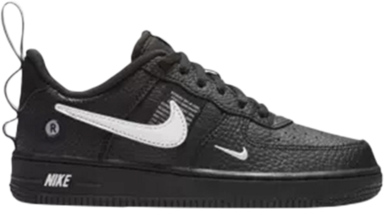 Nike Force 1 LV8 Utility Little Kids' Shoe Size 1Y (Black)