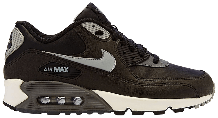 Nike Air Max 90 Essential