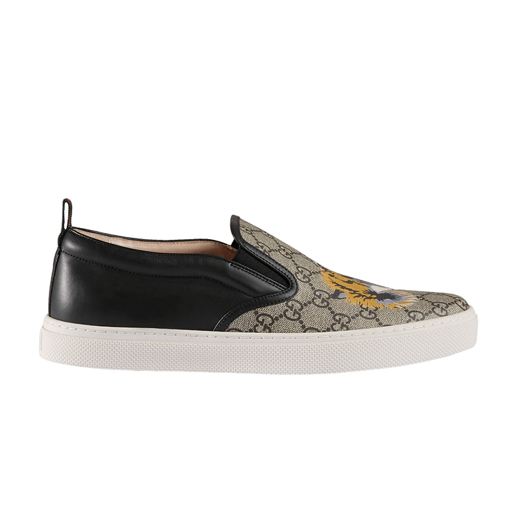 Gucci gg supreme slip on 2025