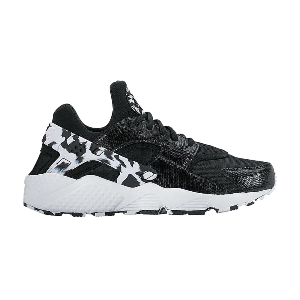 Pre-owned Nike Wmns Air Huarache Run Se 'black White'
