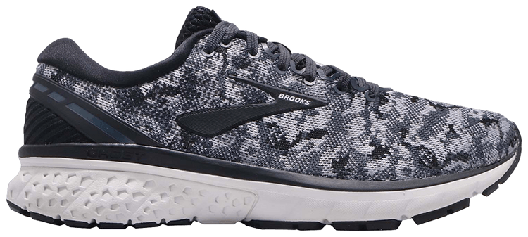 Brooks ghost 11 oyster store