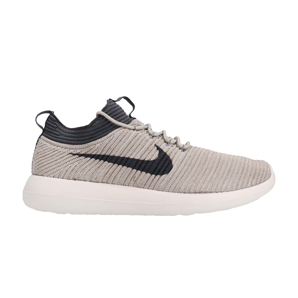 Nike Wmns Roshe Two Flyknit V2 'Pale Grey' | Women's Size 6.5