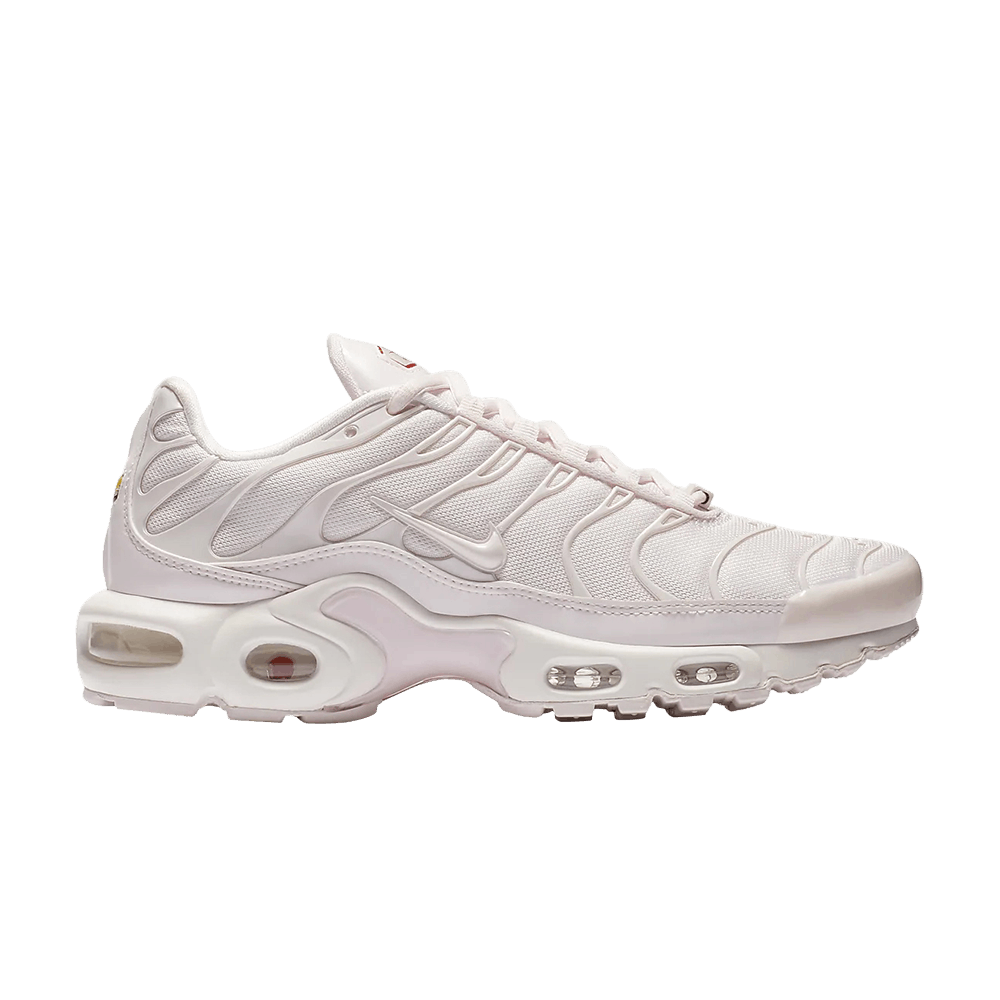 womens air max plus tn se pale pink