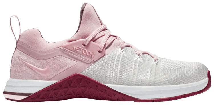 Womens metcon flyknit 2025