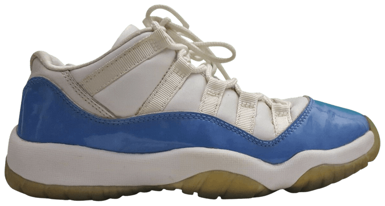 Retro 11 unc low hotsell