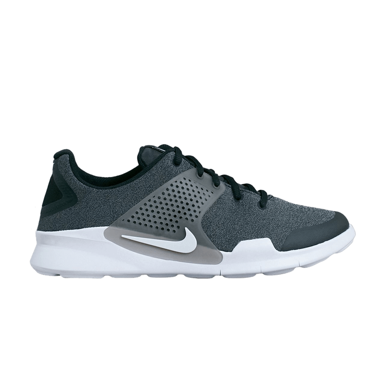 Nike arrowz black and white on sale