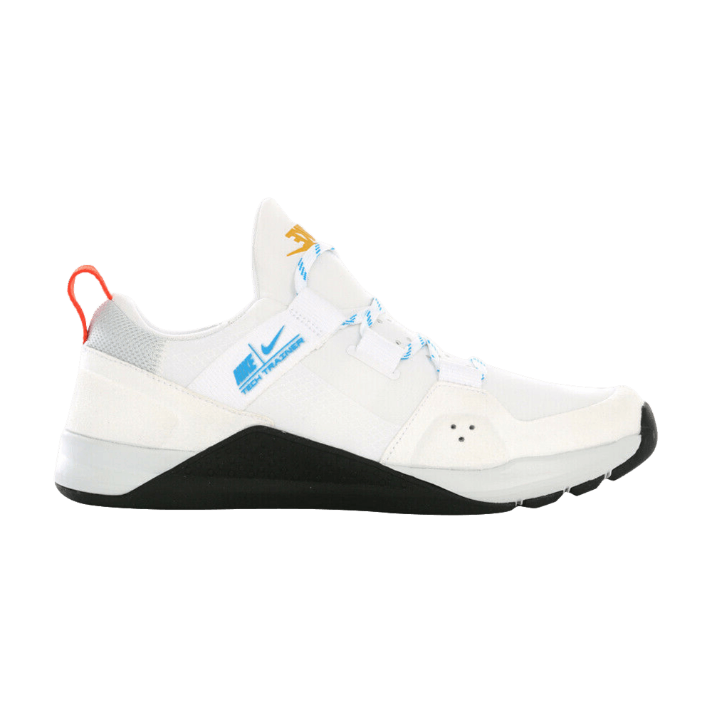 nike tech trainer white