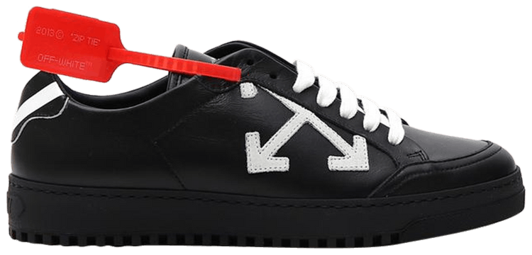 Buy Off White Arrow Low Black OWIA093S18786001 1001 GOAT