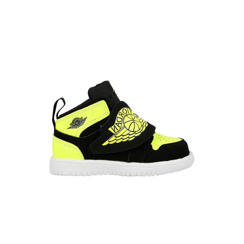 Sky Jordan 1 TD 'Black Volt' - BQ7196-007