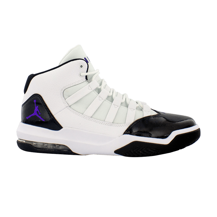 Jordan max aura white and black hot sale
