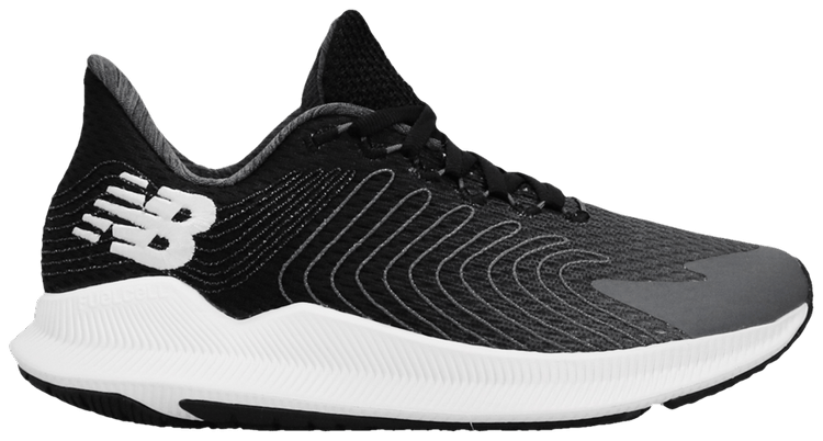 New Balance Wmns FuelCell Propel Black White