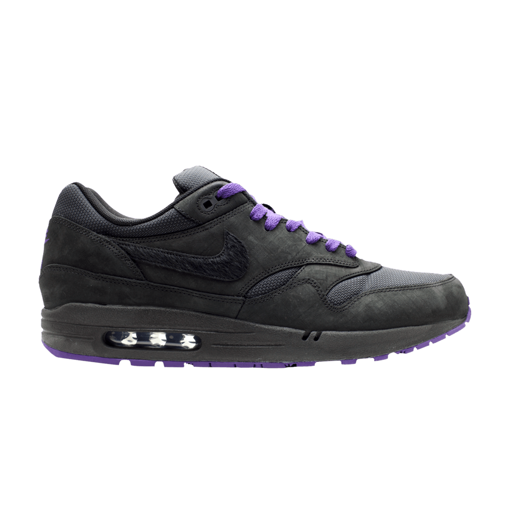 air max 1 attack pack