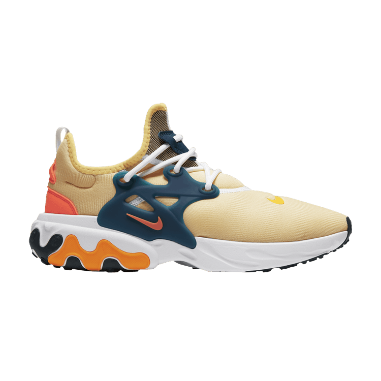 Nike react pale vanilla top