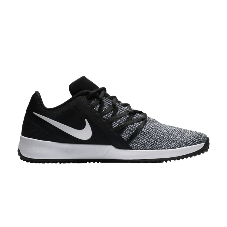 Nike varsity compete trainer shoes store