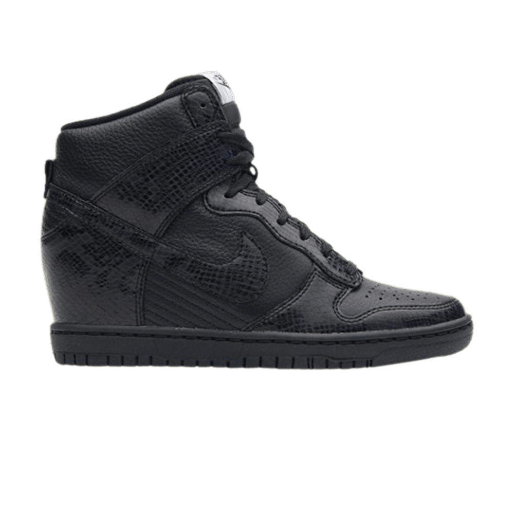 nike dunk sky high black