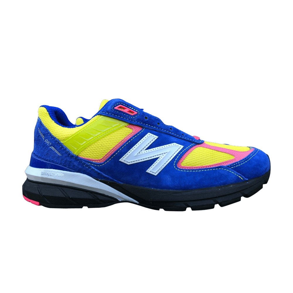size? x 990v5 Made in USA 'Corner Store 
