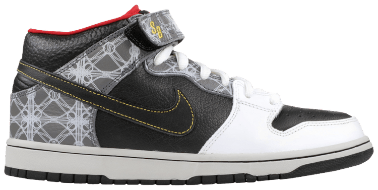 Triumvir x Fly x Nike Dunk Mid Premium SB Beijing Sample