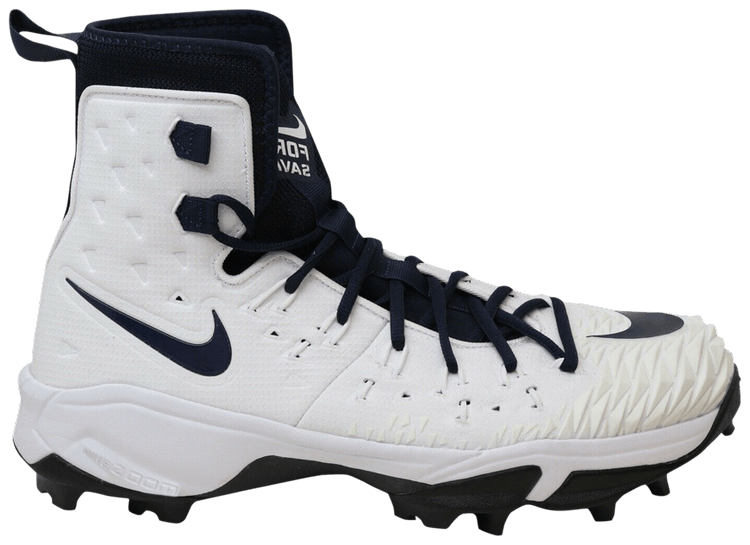 Nike zoom force savage top