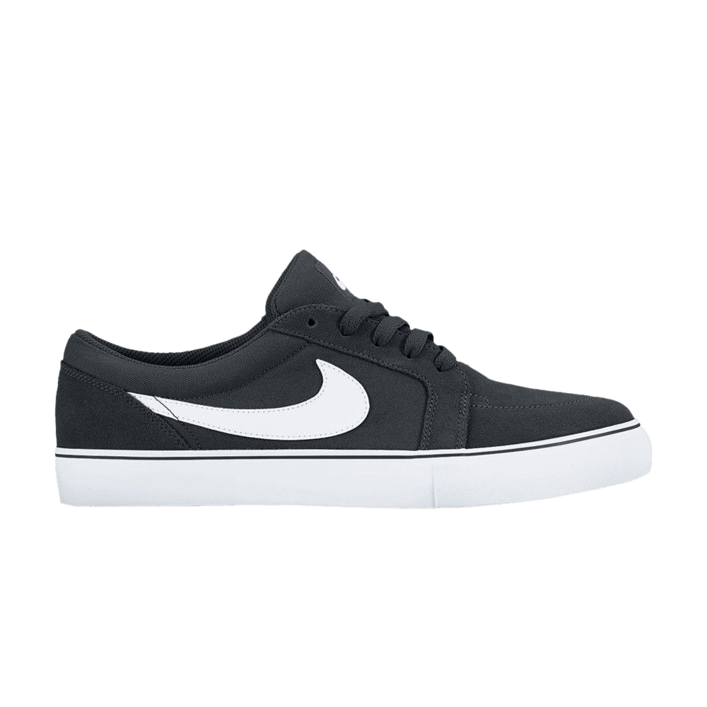nike satire ii gs